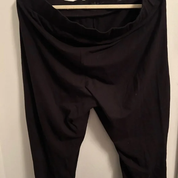 Torrid Black Jeggings with Distressed Detailing NWOT - Picture 5 of 6
